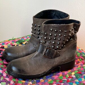 Lola Cruz Moto Boots studded SIZE 38 EU / 7.5